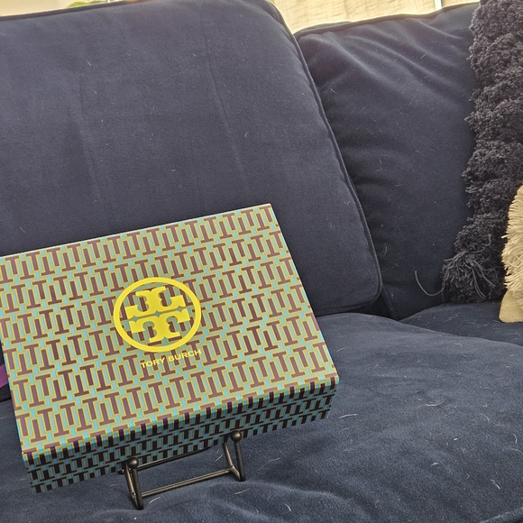 Tory Burch Black Leather Crossbody Bag - Picture 2 of 6